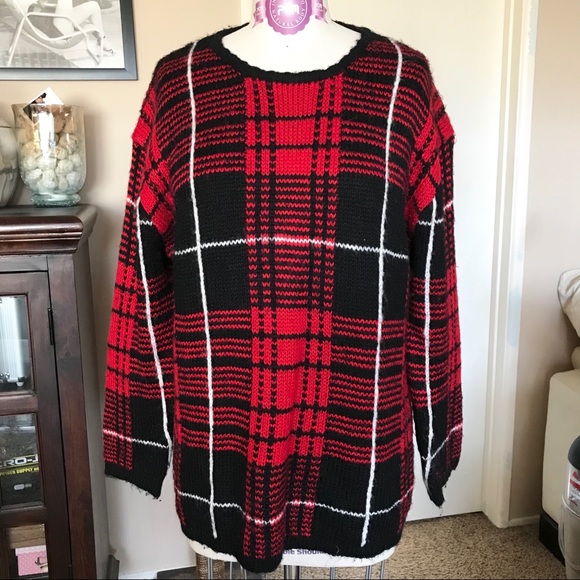 UNIF Jumbo Plaid Sweater - Picture 5 of 8